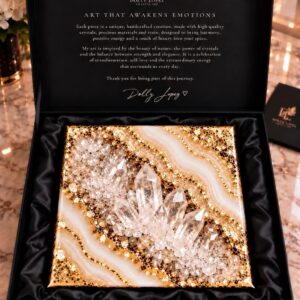 Mini Luxury Geode Resin White Quartz Crystal 15 * 15 cm